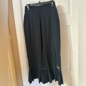 Black Ruffle Hem Pants. Matilda Jane. Euc. Med.